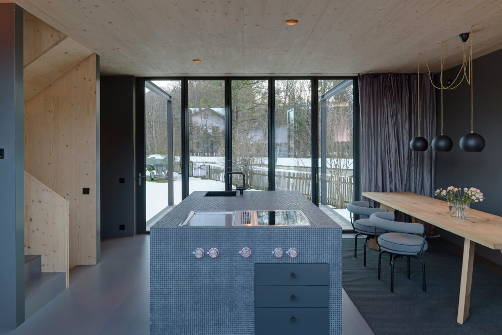 Wooden House At The Upper Bavaria From Arnhard und Eck Architekten Bureau 9