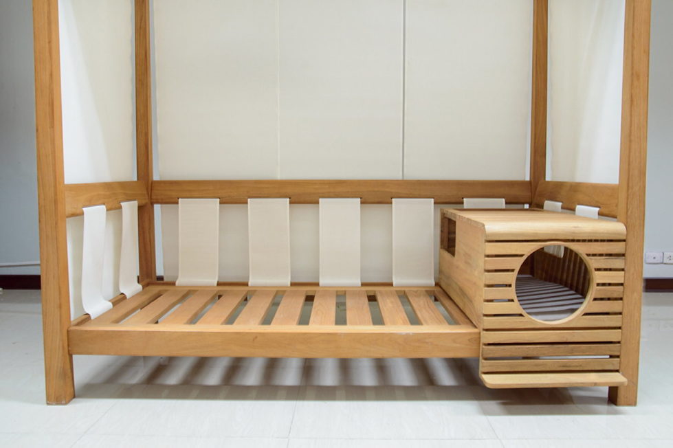 The Dog House, Combined With The Sofa 4