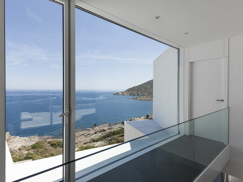 Sunflower House Luxurious Villa In Spain, The Project Of Cadaval & Sola-Morales Studio 16