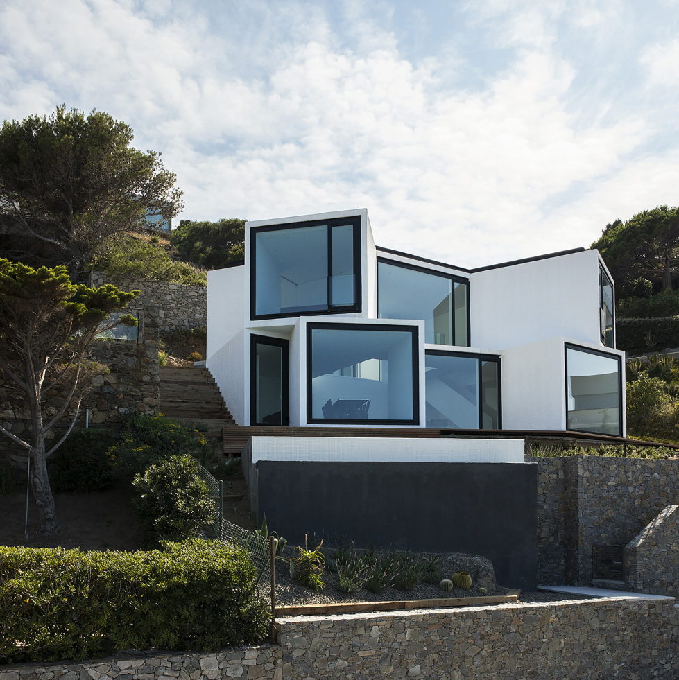 Sunflower House Luxurious Villa In Spain, The Project Of Cadaval & Sola-Morales Studio 4