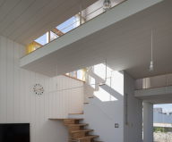 The family idyll in Japan from the Ihrmk studio 2