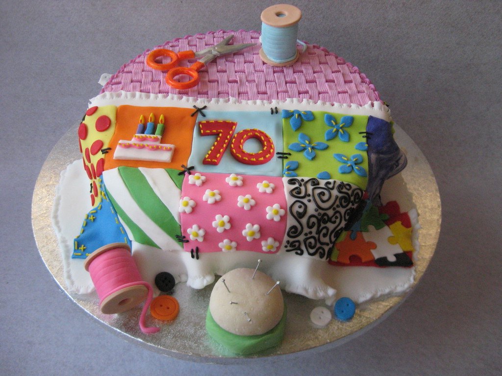 A cake for mother or grandmother who is doing her favorite pastime with  watching TV and sipping her tea – Creme Castle