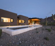 The house on a sandy hill in Arizona 3