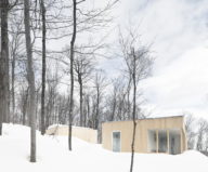 The wooden house in the Canadian woods 1