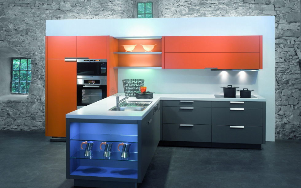 Combination of the orange and grey colors in the kitchen interior