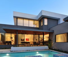 Modern House in Houston From Architectural Firm StudioMET