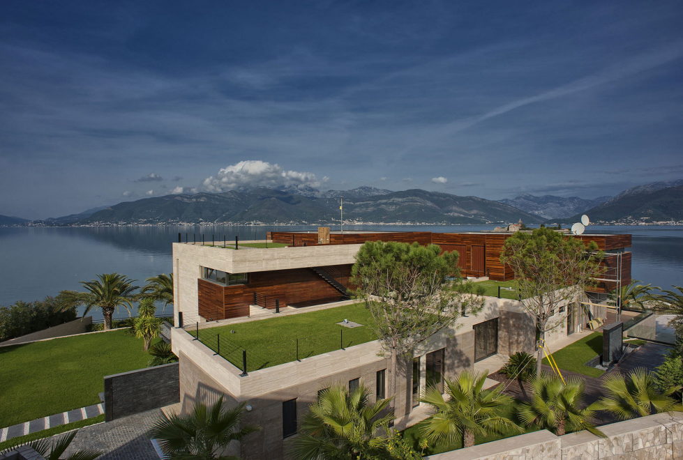S, M, L - Villa In Montenegro From Studio SYNTHESIS 3