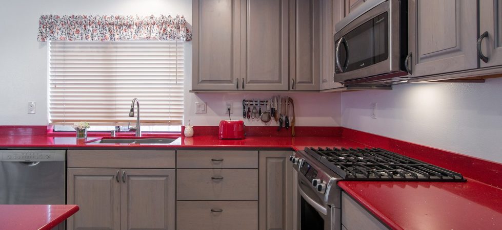 Kitchen countertop natural quartz stone red color