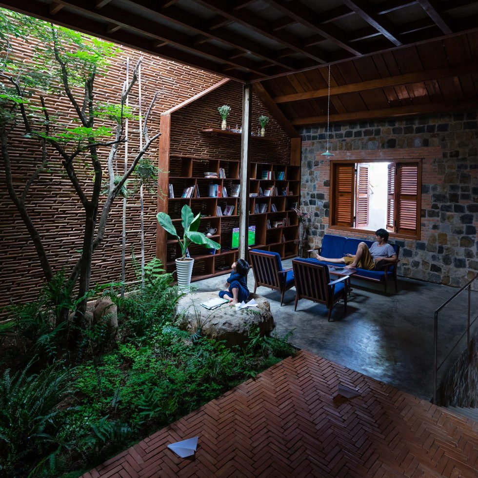 Uncle's House in Dalat, Vietnam upon the project of 3 Atelier 17