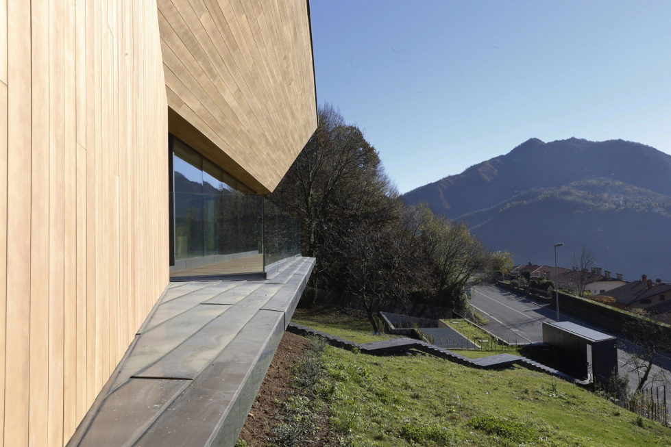 the-alpine-residence-in-italy-3