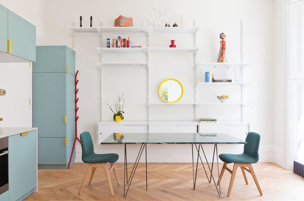 the-bright-and-cheerful-apartment-interior-london-4