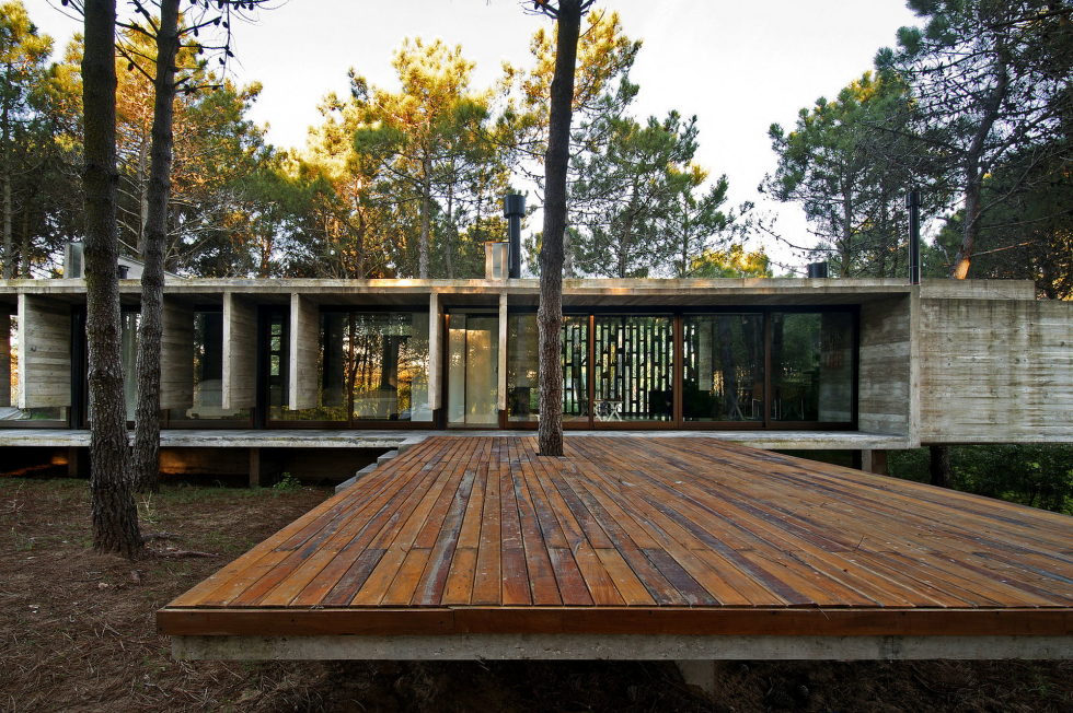 the-concrete-house-for-a-family-in-argentina-5