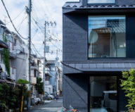 The House With Large Windows In Japan 3