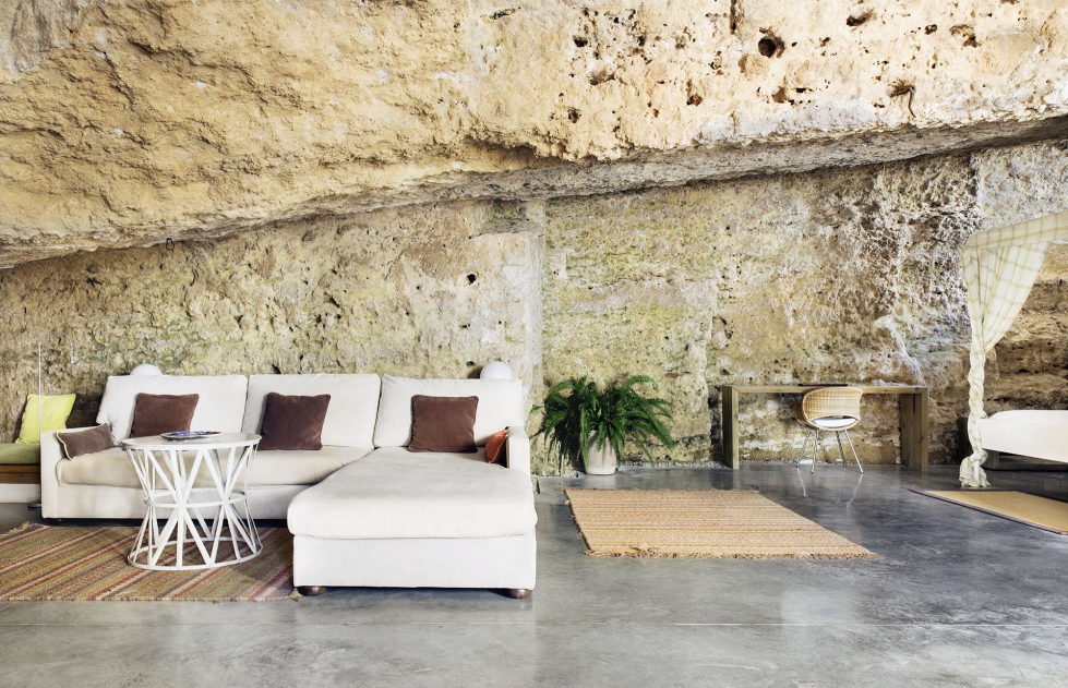 House Cave The Unusual Residence in Spain 2