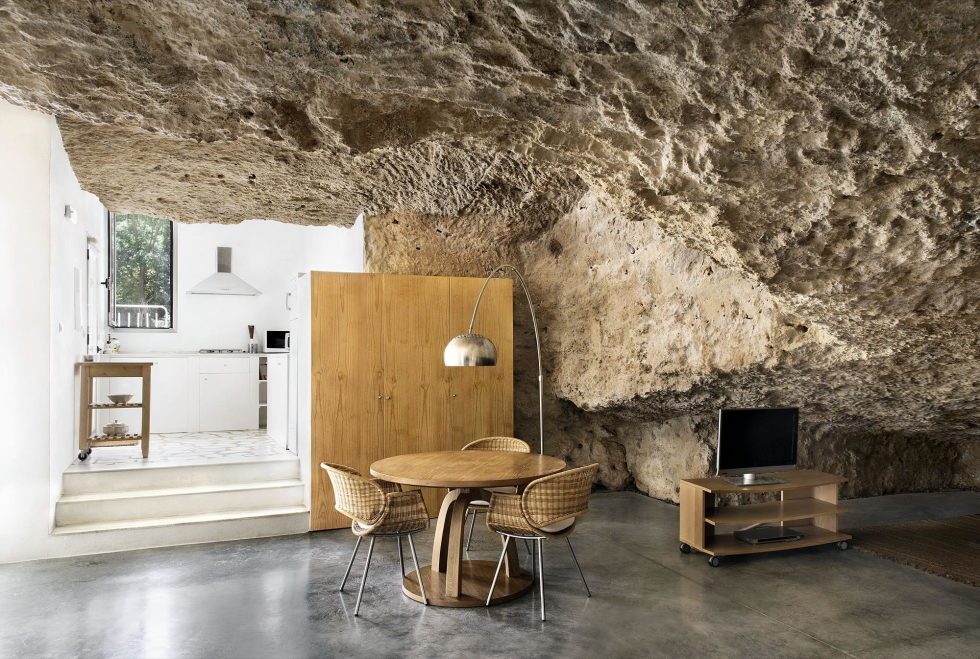 House Cave The Unusual Residence in Spain 9