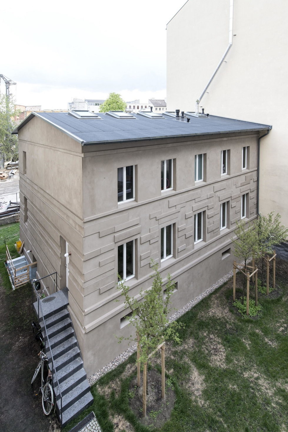 Reconstruction of The Old House in Berlin by asdfg Architekten 19