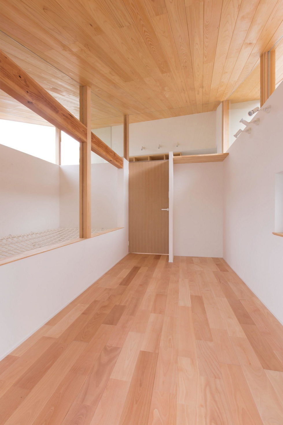 The House In Nipponese Minimalism In Kyoto By ALTS Design Office 10